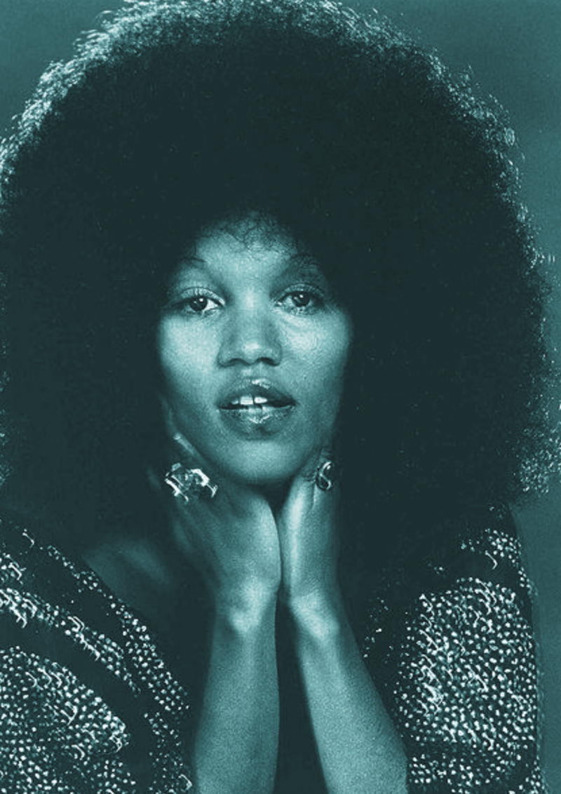 WOMEN OF SOUL Play Left Bank