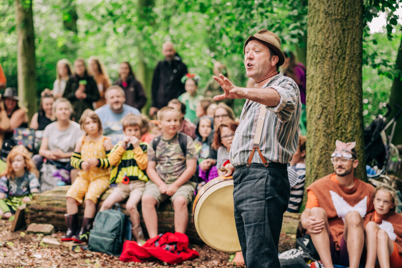 Storytelling with Ian Douglas