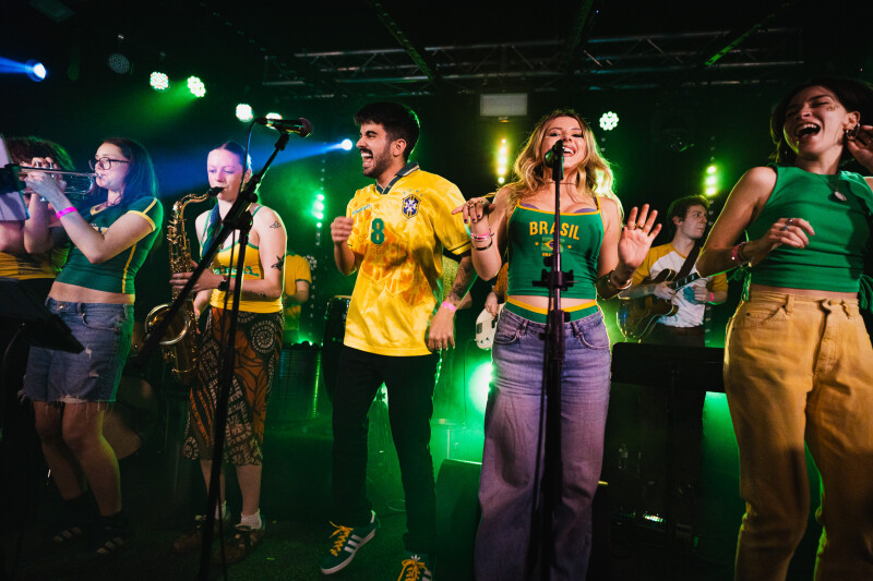Gustavo Andrade & The Brasukas + Banda Zuêra + roda de samba / The Big Leeds Brazilian Music Party