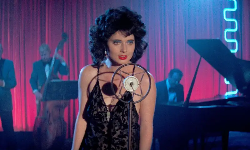 Blue Velvet (18)