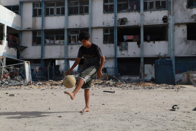 Fadi A. Thabet – Lens on Gaza: The Sun and Moon Still Rise