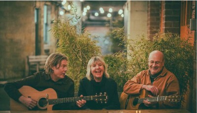 TNL: Jon Budworth and Hill View/Mere Morsels