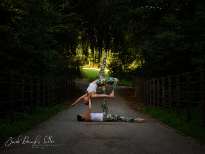 AcroYoga