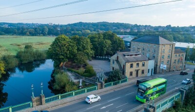 Kirkstall Bridge Inn
