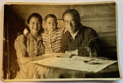 Eating History, 1938-1946