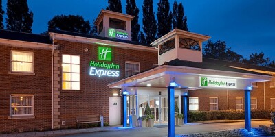 Holiday Inn Express Leeds-East